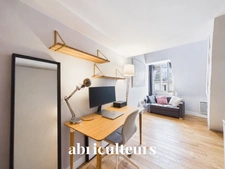 Duplex sous les toits, 3 m sous plafond, Paris 1er (Sentier / Palais-Royal)