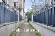 IMMEUBLE DE RAPPORT  bien entretenu vendu à Colombes (92700)