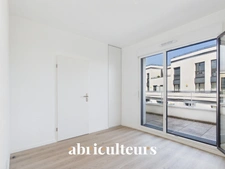 Appartement familial T5 de 91 m² avec terrasses et parkings – Colombes (92700)