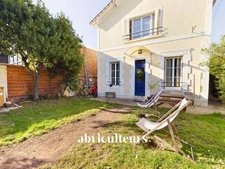 Maison rénovée en 2022 avec jardin située dans le quartier du Petit Colombes <span></span>Colombes