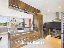 Appartement 3 pièces lumineux avec terrasse, jardin privatif au Cannet