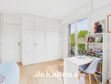 Appartement familial avec 2 balcons - Environnement calme et verdoyant - 88 m² - 4 pièces - Nogent-sur-Marne