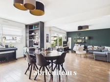 Bel appartement<span></span>115 m²<span></span>5 pièces  avec 3 balcons– Saint-Mandé