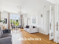 Appartement familial<span></span>188 m²<span></span>7 pièces<span></span>Charme de l'ancien<span></span>Saint-Mandé