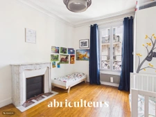 Charmant appartement<span></span>61 m²<span></span>3 pièces<span></span>Saint-Mandé