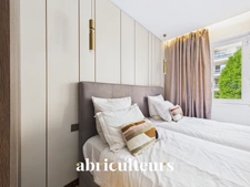 Appartement 3 pièces rénové par un architecte avec balcon plein sud<span></span>Saint-Mandé