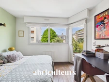 Bel appartement<span></span>115 m²<span></span>5 pièces  avec 3 balcons– Saint-Mandé