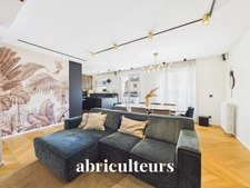 Appartement 3 pièces rénové par un architecte avec balcon plein sud<span></span>Saint-Mandé