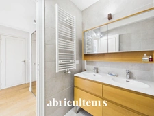 Appartement familial avec 2 balcons - Environnement calme et verdoyant - 88 m² - 4 pièces - Nogent-sur-Marne