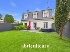 Maison familiale individuelle avec jardin - 6 pièces - 185 m² - Ormesson-sur-Marne
