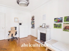 Charmant appartement<span></span>61 m²<span></span>3 pièces<span></span>Saint-Mandé