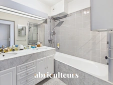Appartement  en dernier étage - 187 m² au sol - 6 pièces - Charenton-le-Pont