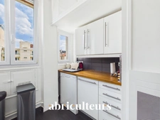 Charmant appartement<span></span>61 m²<span></span>3 pièces<span></span>Saint-Mandé