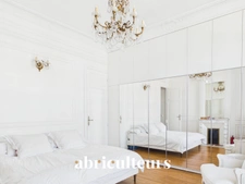 Appartement familial<span></span>188 m²<span></span>7 pièces<span></span>Charme de l'ancien<span></span>Saint-Mandé