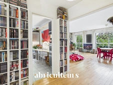 Appartement familial au calme<span></span>101 m²<span></span>4 pièces<span></span>Paris 11e