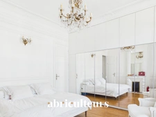 Appartement familial<span></span>188 m²<span></span>7 pièces<span></span>Charme de l'ancien<span></span>Saint-Mandé
