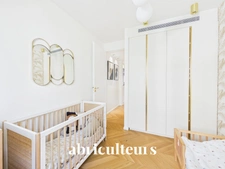 Appartement 3 pièces rénové par un architecte avec balcon plein sud<span></span>Saint-Mandé