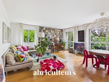 Appartement familial au calme<span></span>101 m²<span></span>4 pièces<span></span>Paris 11e