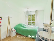 Appartement familial au calme<span></span>101 m²<span></span>4 pièces<span></span>Paris 11e