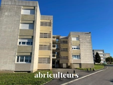 Immeuble de Rapport<span></span>14 Appartements T4 avec caves et places de parking- Cognac