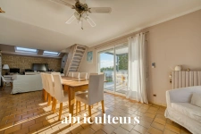 Maison familiale de 154 m² avec piscine en vente à Val-de-Cognac (16370)