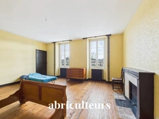 Maison de Maître 350m²<span></span>Multiples possibilités au cœur de Jarnac