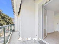 Appartement 2 pièces<span></span>32,48 m²<span></span>Balcon<span></span>Parking<span></span>Cognac