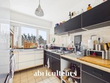 Appartement 5 pièces avec cave<span></span>84 m²<span></span>Cognac