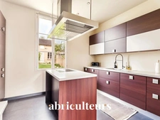 Charmante maison rénovée avec espace extérieur à  Fresnoy-la-Rivière (60127).
