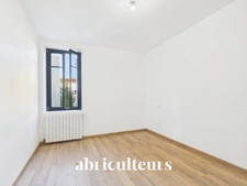 Maison avec extérieur et rénovation récente en vente à Cognac 16100