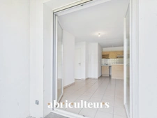 Appartement 2 pièces<span></span>32,48 m²<span></span>Balcon<span></span>Parking<span></span>Cognac