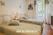 Charmante maison de maître avec vue sur la Charente<span></span>370 m²<span></span>Luxé