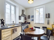 Charmante maison de 118 m²<span></span>5 pièces<span></span>Proche gare et centre-ville de Cognac