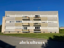 Immeuble de Rapport<span></span>14 Appartements T4 avec caves et places de parking- Cognac