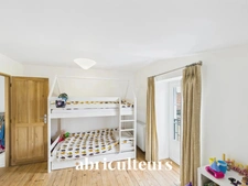 Elégante maison de ville<span></span>3 chambres<span></span>135 m²<span></span>Cognac