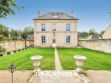 Charmante maison rénovée avec espace extérieur à  Fresnoy-la-Rivière (60127).