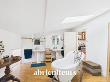 Immeuble polyvalent de 333 m²<span></span>Saint-Savinien