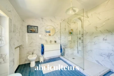 Propriété de caractère 270 m² avec piscine à Saint Laurent de Cognac