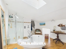 Immeuble polyvalent de 333 m²<span></span>Saint-Savinien