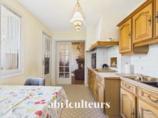 Immeuble avec fort potentiel<span></span>159 m²<span></span>Chalais (16210)