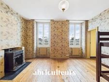 Maison de Maître 350m²<span></span>Multiples possibilités au cœur de Jarnac