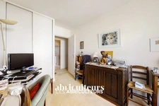 Appartement 58 m² - 2 pièces - 1 chambre - Saint-Mandé