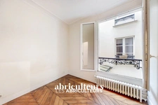 Appartement<span></span>2/3 pièces<span></span>47 m²<span></span>Paris 9 / Saint Georges