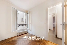 Appartement<span></span>2/3 pièces<span></span>47 m²<span></span>Paris 9 / Saint Georges