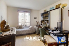 Appartement 58 m² - 2 pièces - 1 chambre - Saint-Mandé