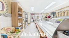 Fonds de commerce - Boucherie - 78 m² - Plein centre de Saint Jean d'Angély