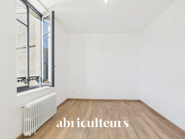 Maison avec extérieur et rénovation récente en vente à Cognac 16100
