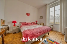 Maison rénovée<span></span>190 m²<span></span>6 pièces avec cour<span></span>Matha