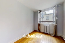 Appartement<span></span>2/3 pièces<span></span>61 m²<span></span>Paris 6