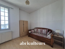 Maison - 150 m² - 5 pièces - cour - garage - Cognac